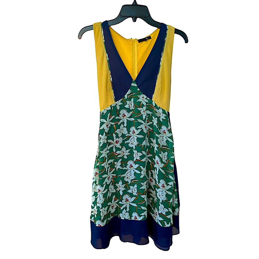 ANTHROPOLOGIE Floral multicolored Dress. Size Small.